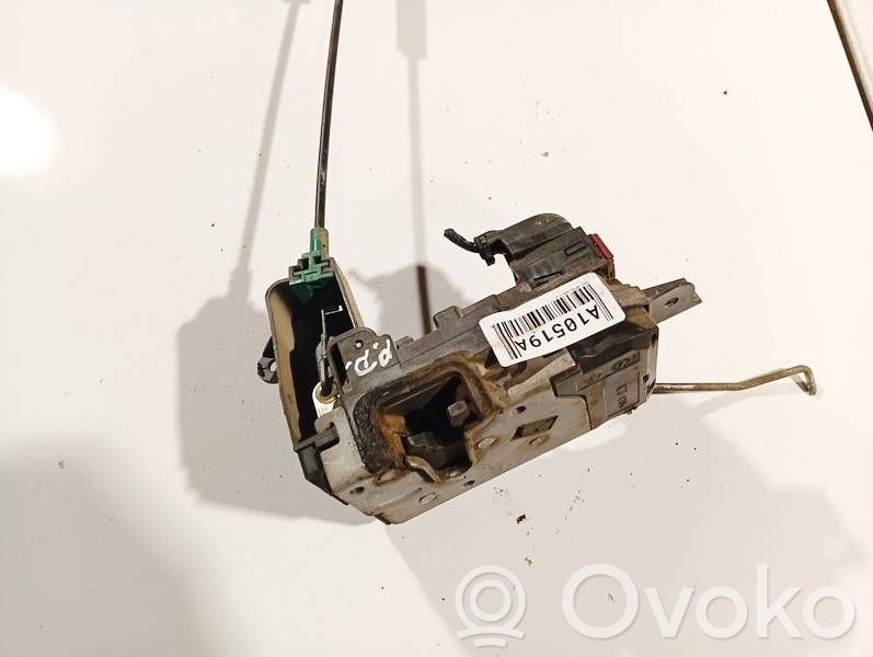 Opel Astra H Zamek drzwi przednich 