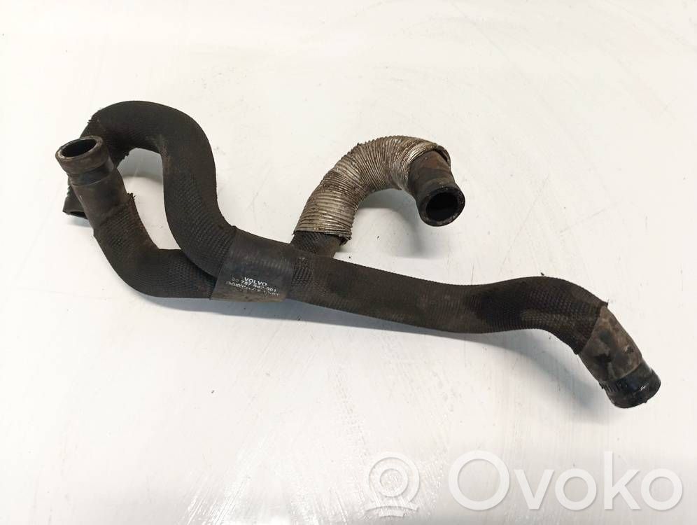 Volvo XC60 Tuyau de liquide de refroidissement moteur
