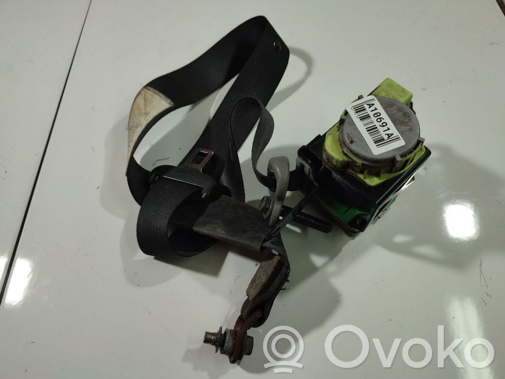 Toyota Yaris Sicherheitsgurt vorne 