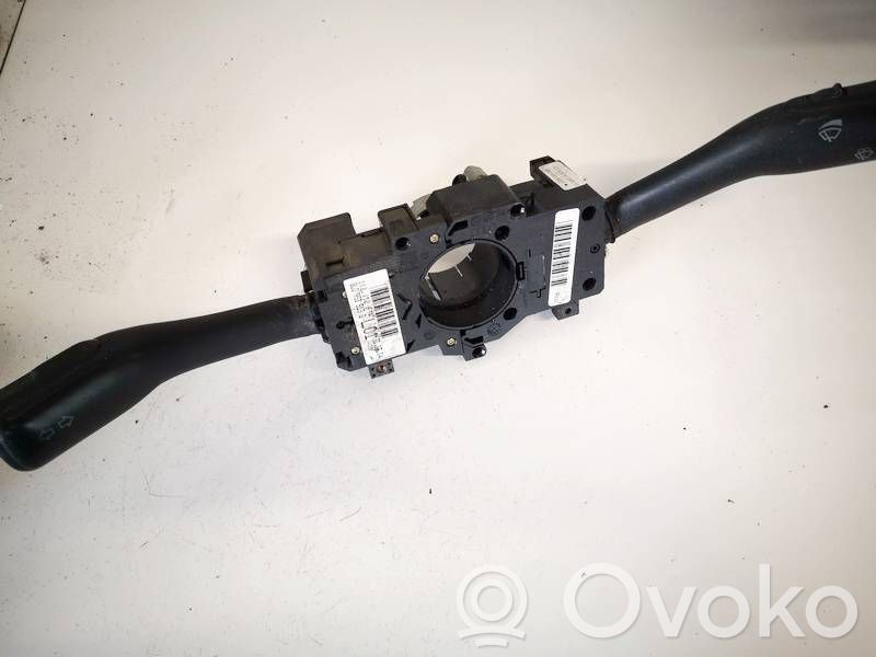Skoda Fabia Mk1 (6Y) Commodo, commande essuie-glace/phare