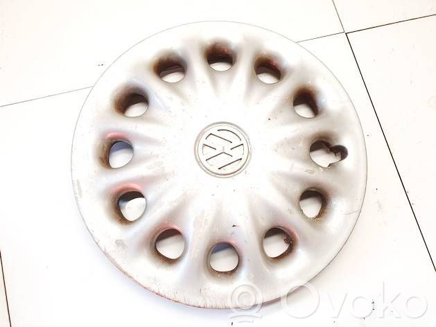 Volkswagen PASSAT B5 Kołpaki nieoryginalne R15 