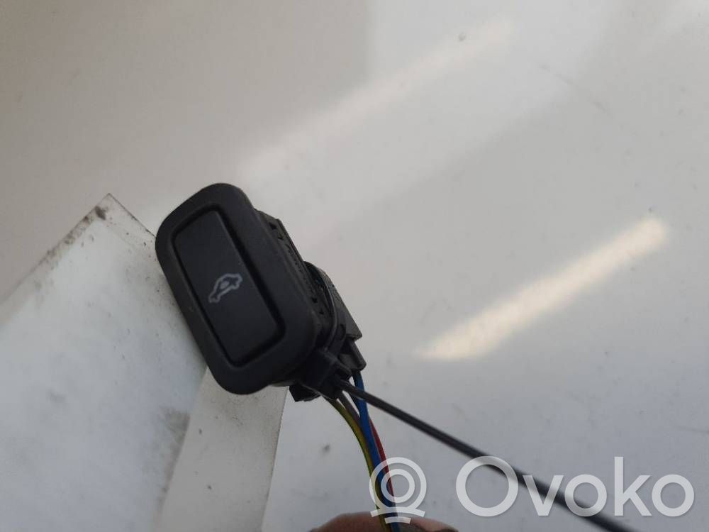 Skoda Octavia Mk2 (1Z) Alte comutatoare/butoane 