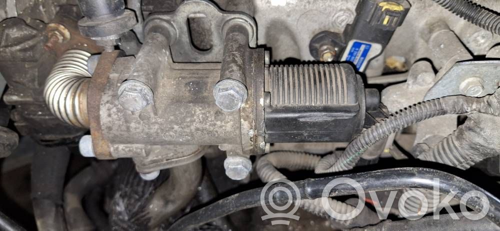 Opel Zafira B Zawór EGR 
