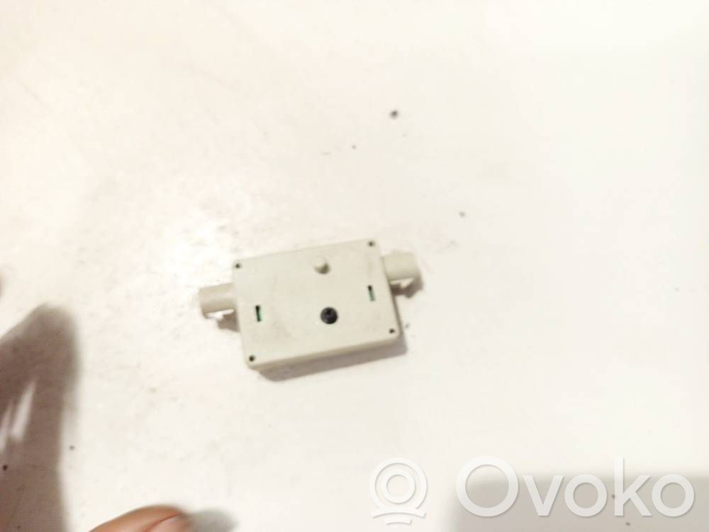 BMW 3 E90 E91 Unitate control antenă 