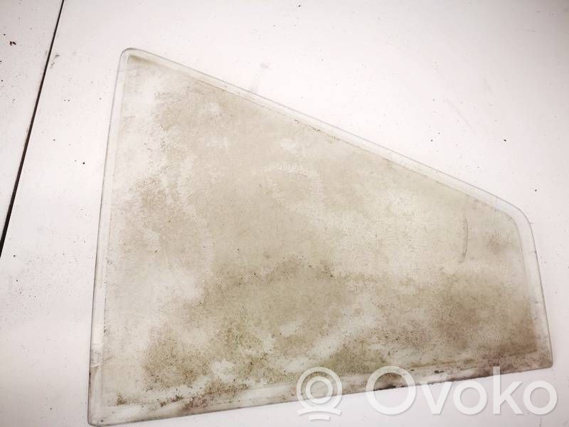 Citroen BX Ventanilla de ventilación de la puerta trasera 