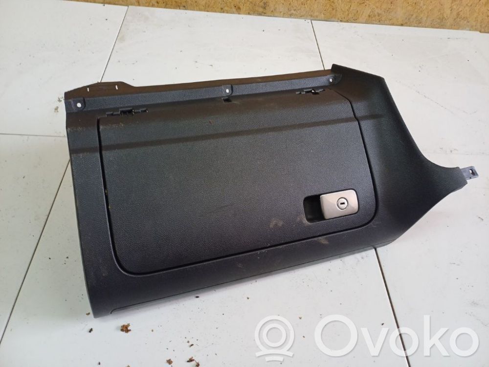 Handschuhfach   1K1857290,1K1857290,P0101120