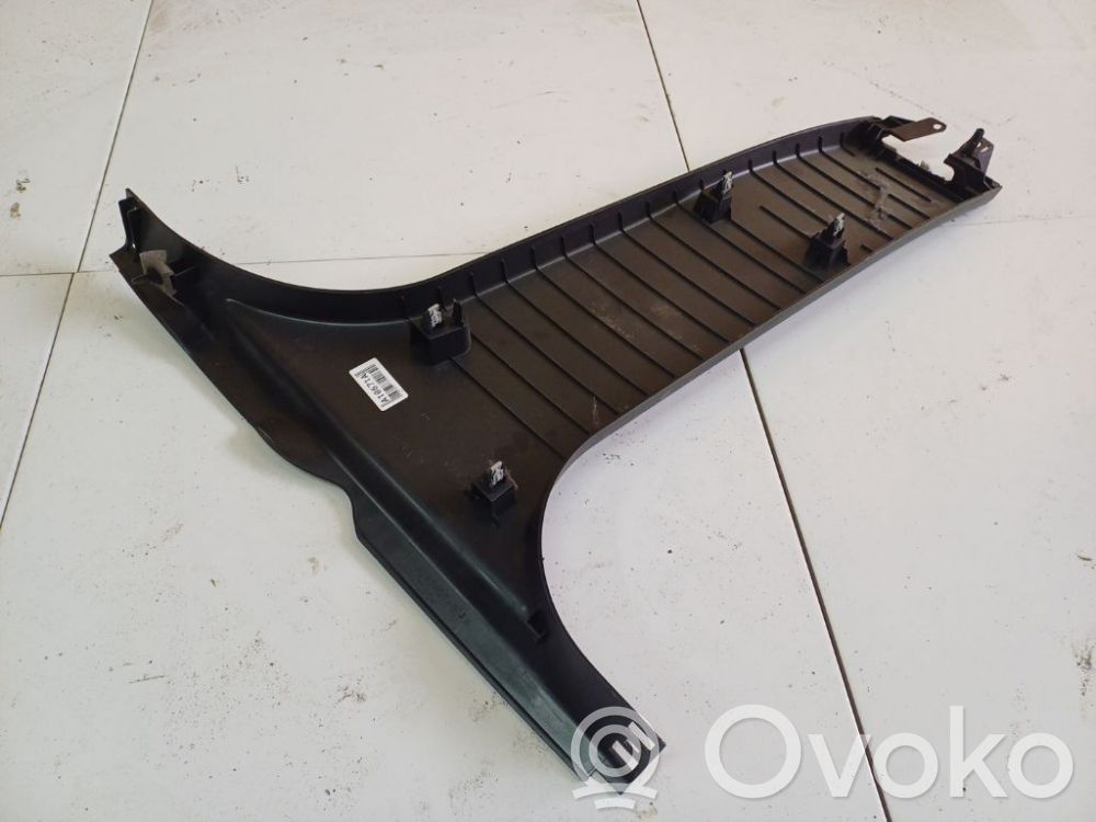 Ford Mondeo Mk III Capac stâlp (B) (superior) 