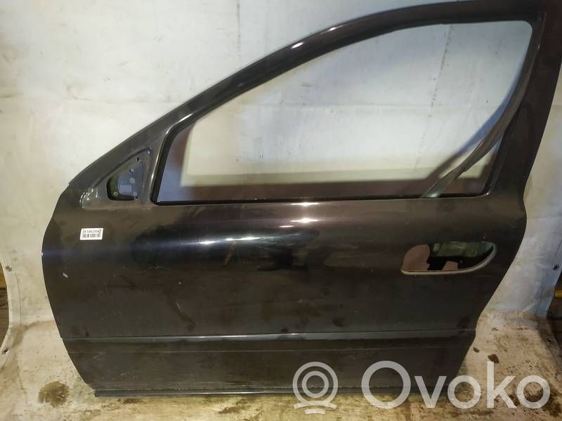 Volvo V70 Etuovi 