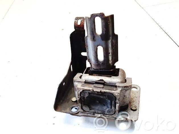 Peugeot 207 Soporte de montaje del motor 