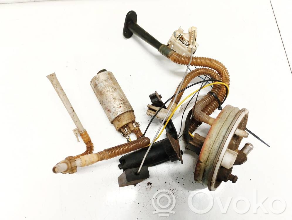 Audi A6 S6 C5 4B Bomba interna de combustible 
