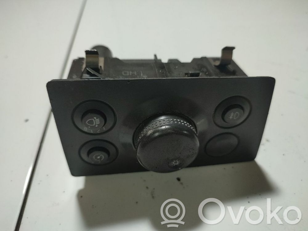 Interruptor de luz   04061100,04061100,04061100