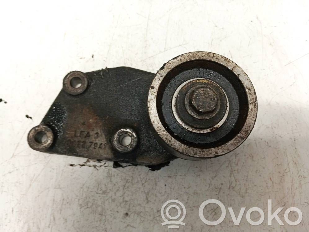 Iveco Daily 40.8 Engine mounting bracket 