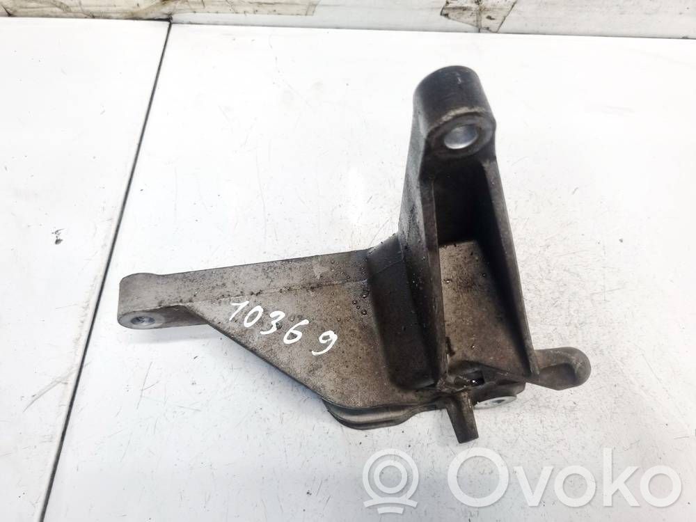 Engine mounting bracket   13248663,13248663
