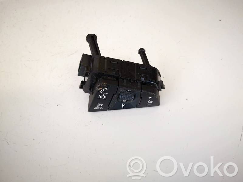 Chevrolet Cruze Boutons / interrupteurs volant