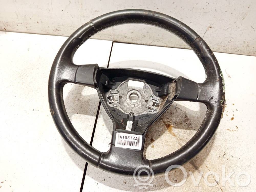 Volkswagen Polo IV 9N3 Lenkrad 