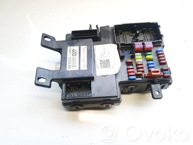 KIA Carnival Set scatola dei fusibili 