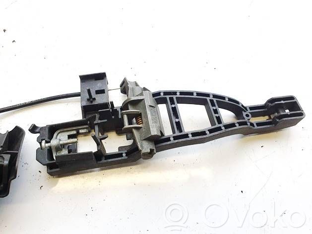 Ford Focus Manecilla externa puerta delantera 