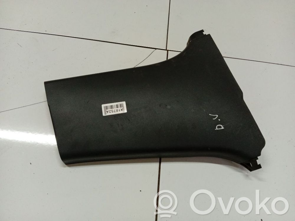 Toyota Yaris Rivestimento montante (B) (superiore) 
