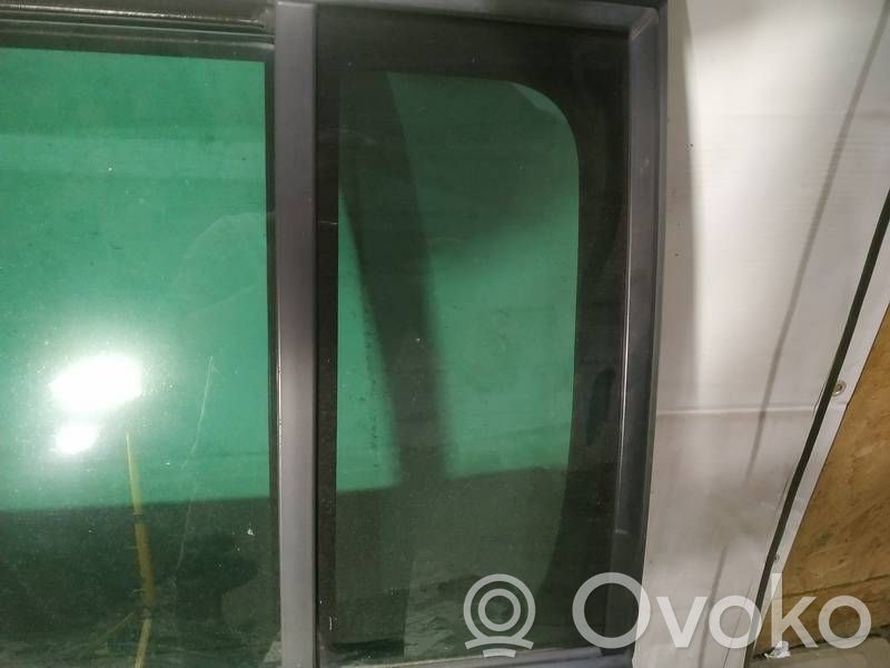 Ventanilla de ventilación de la puerta trasera   AS3,AS3