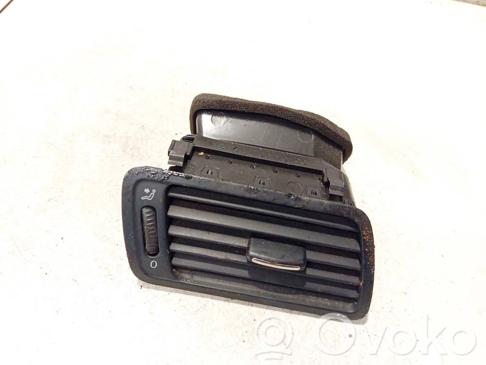 Volkswagen PASSAT B6 Grilă ventilație centrală