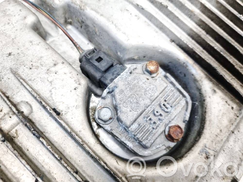 Sensore livello dell’olio   06E907660,06E907660