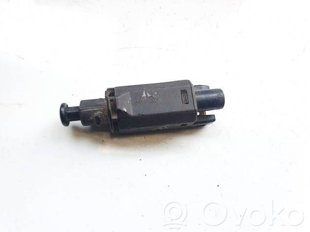 Volkswagen PASSAT B4 Interruttore del pedale del freno
