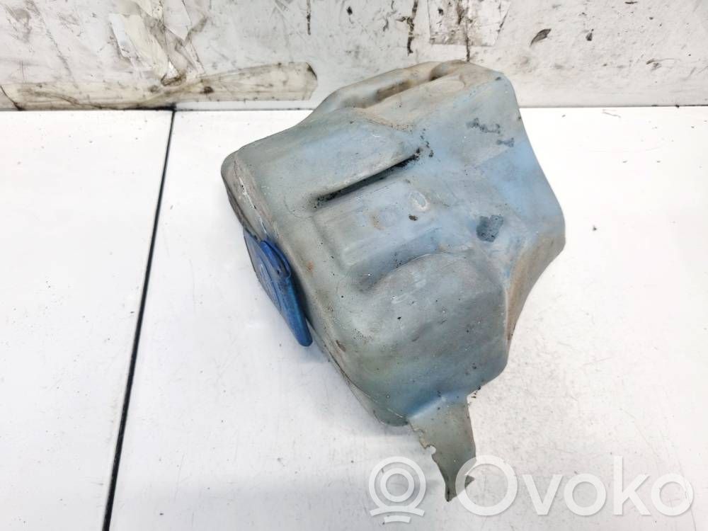 Volkswagen PASSAT B3 Rezervor lichid spălare parbriz