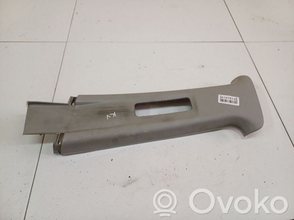 Honda Jazz Pilar (B) (superior) 