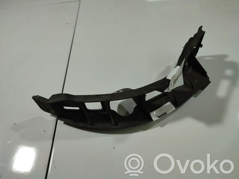 Opel Zafira B Uchwyt / Mocowanie zderzaka tylnego 