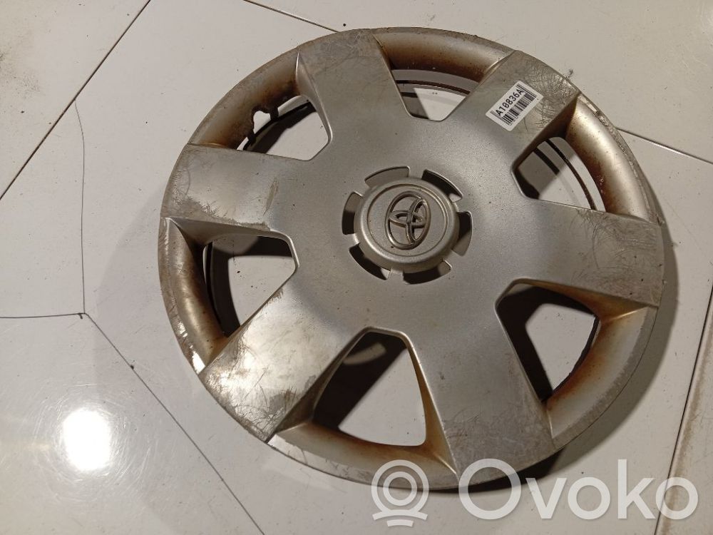 Toyota Aygo AB10 R14 wheel hub/cap/trim 