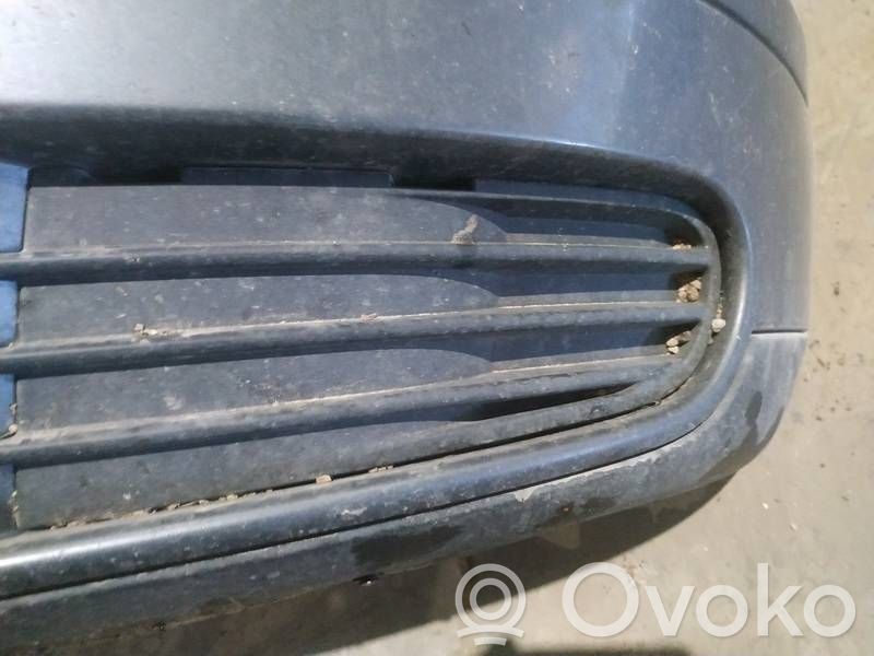 Grilă inferioară bară față