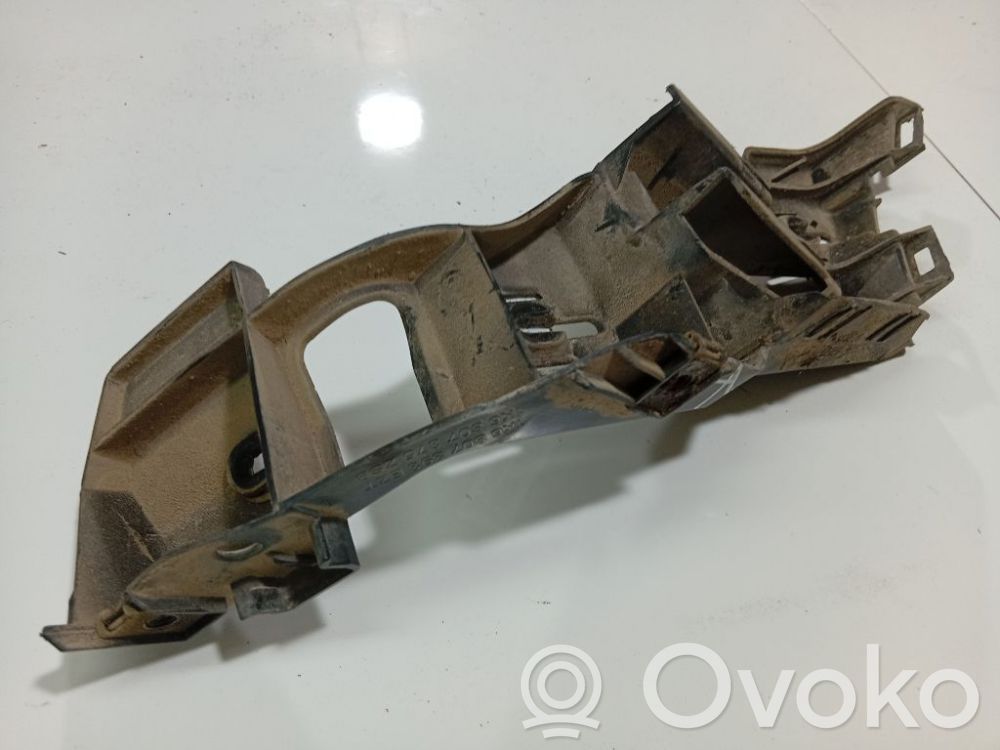 Volkswagen Golf V Support de pare-chocs arrière