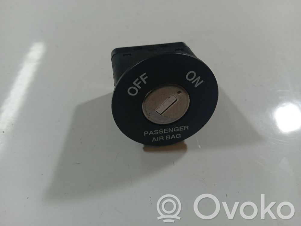 KIA Ceed Comutator pornit/oprit airbag pasager