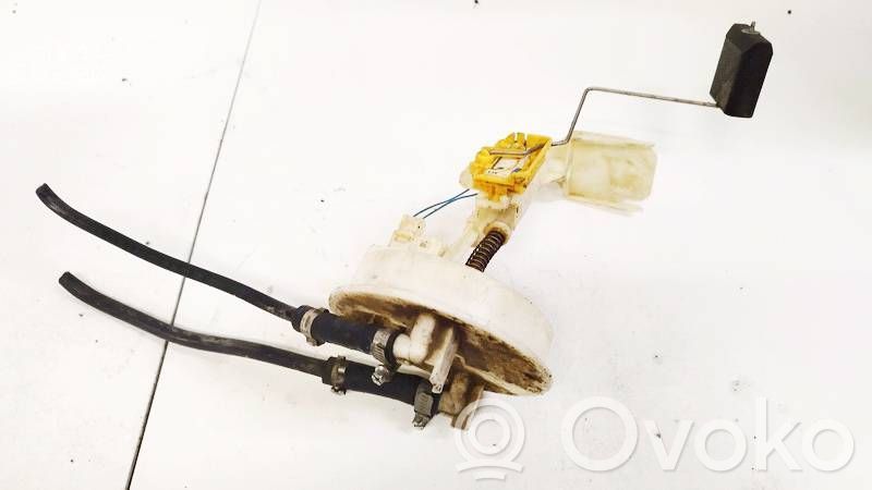 Mercedes-Benz CLS C219 Sensore di livello del carburante