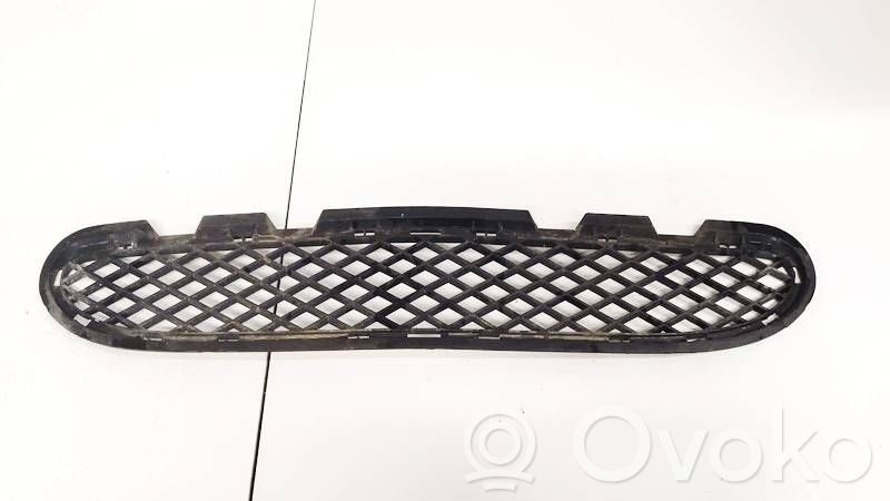 Mercedes-Benz C W203 Mascherina inferiore del paraurti anteriore
