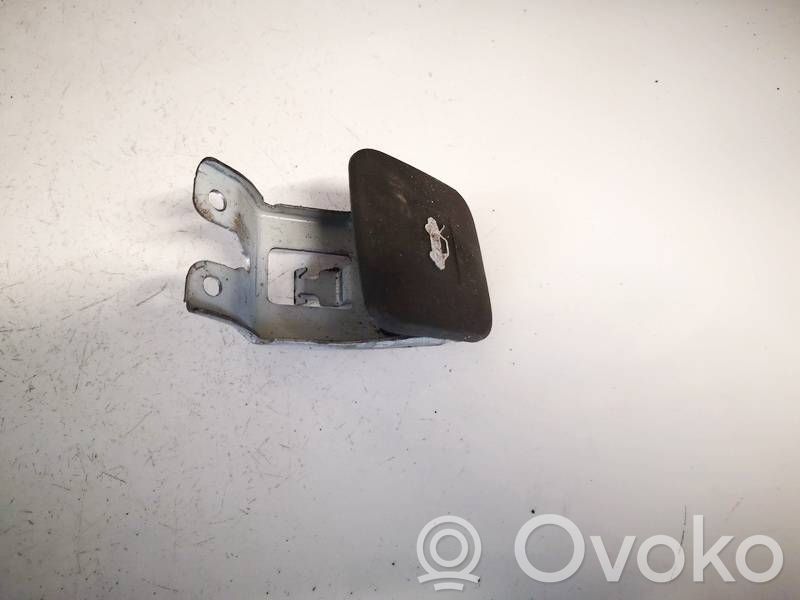 Chevrolet Captiva Manetă capotă