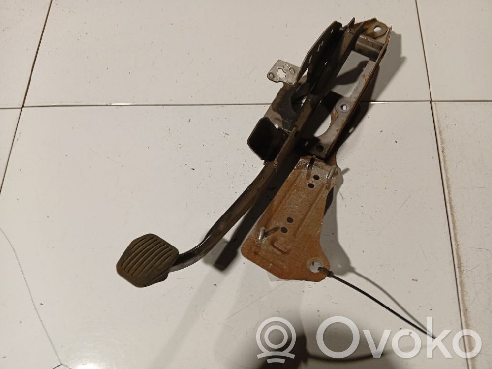 Volvo V50 Brake pedal 