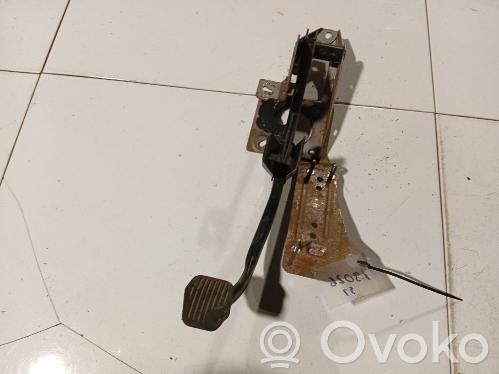 Volvo V50 Brake pedal 