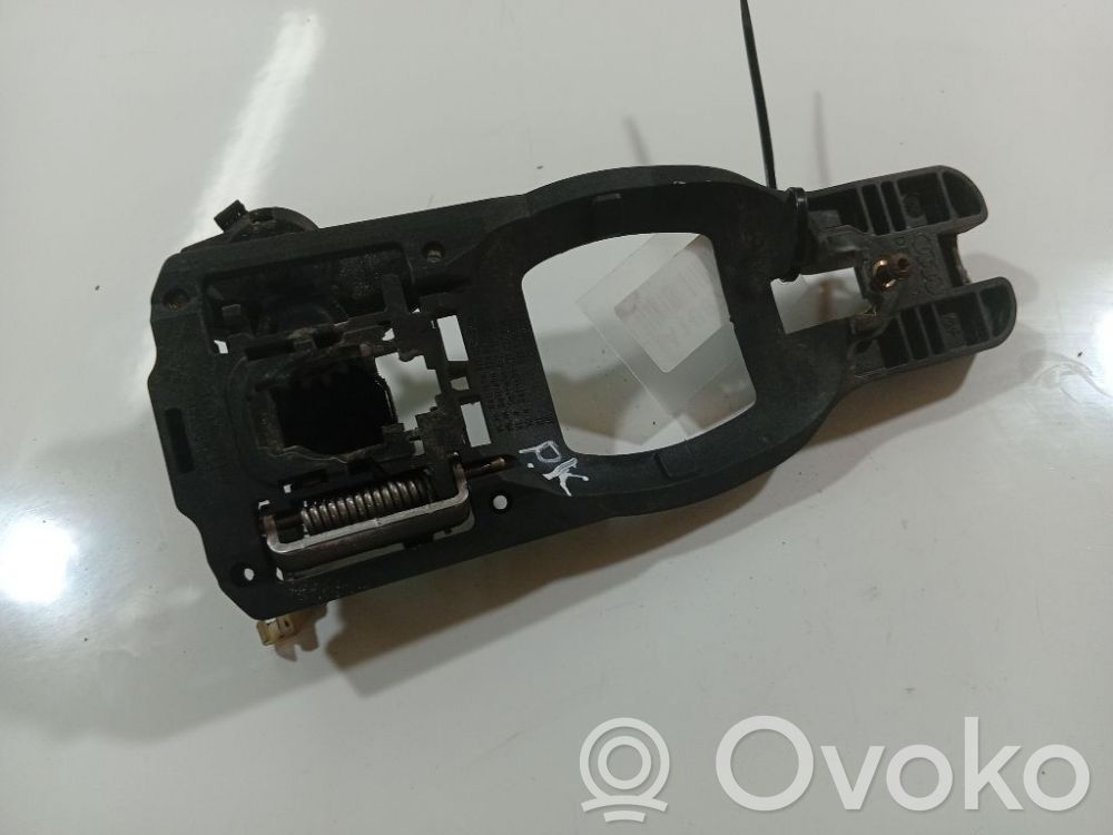 Etuoven ulkokahva   8Z0837885A,8Z0837885A,8Z0839885A,8Z0839886A,8Z1837885,8Z2837885