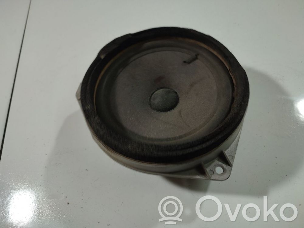 Subaru Legacy Głośnik drzwi przednich 