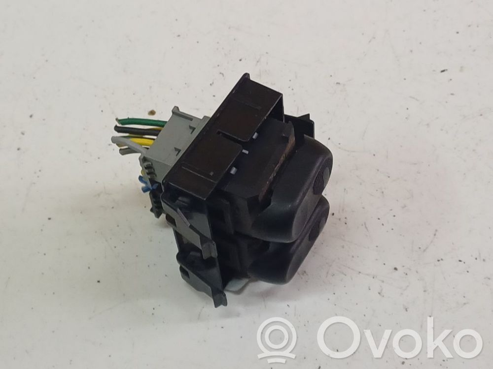 Other switches/knobs/shifts