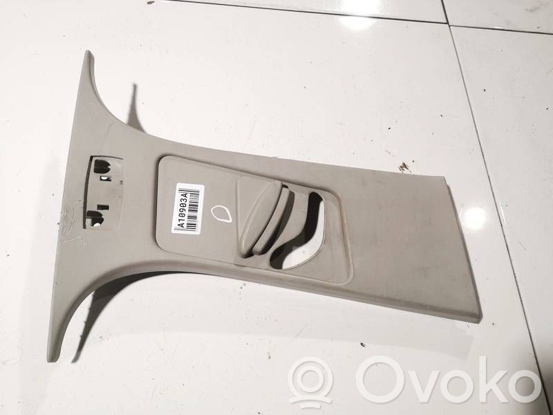 Ford Focus Pilar (B) (superior) 
