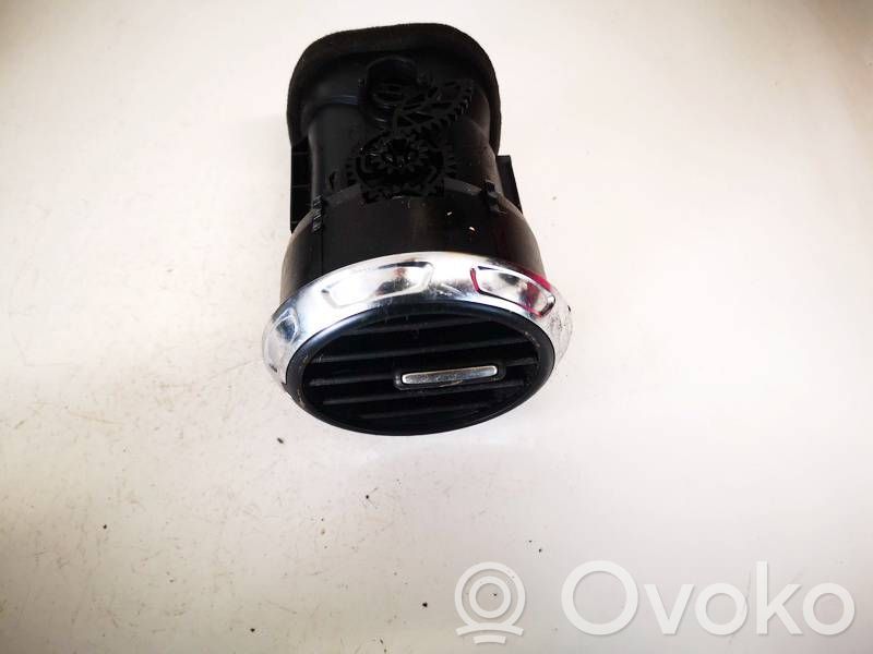 Mitsubishi Lancer X Griglia di ventilazione centrale cruscotto