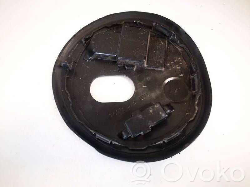 Mitsubishi Lancer X Anello/dado di bloccaggio della vite della pompa del carburante nel serbatoio