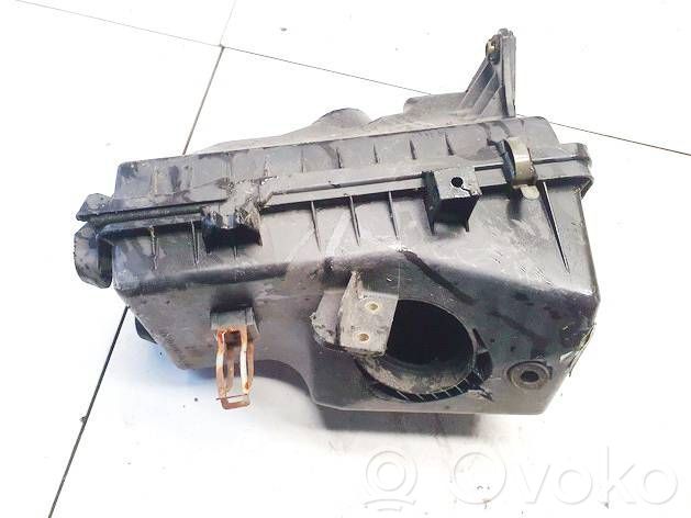Air filter box