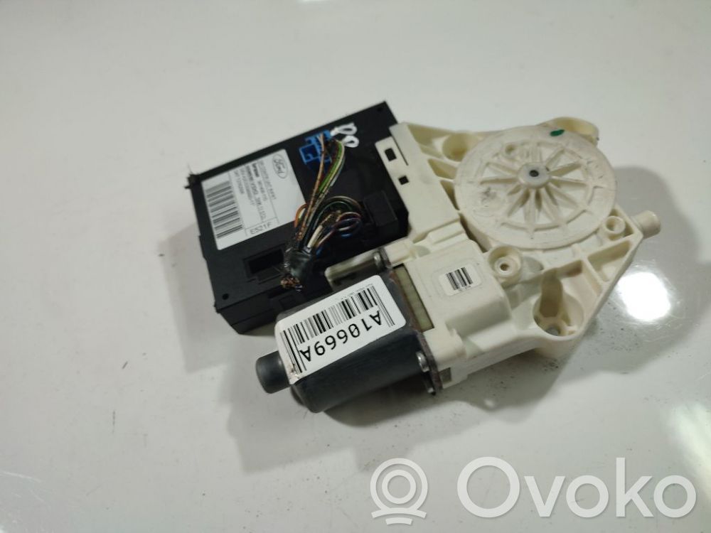 Ford Focus Priekšpusē loga pacēlāja motoriņš 