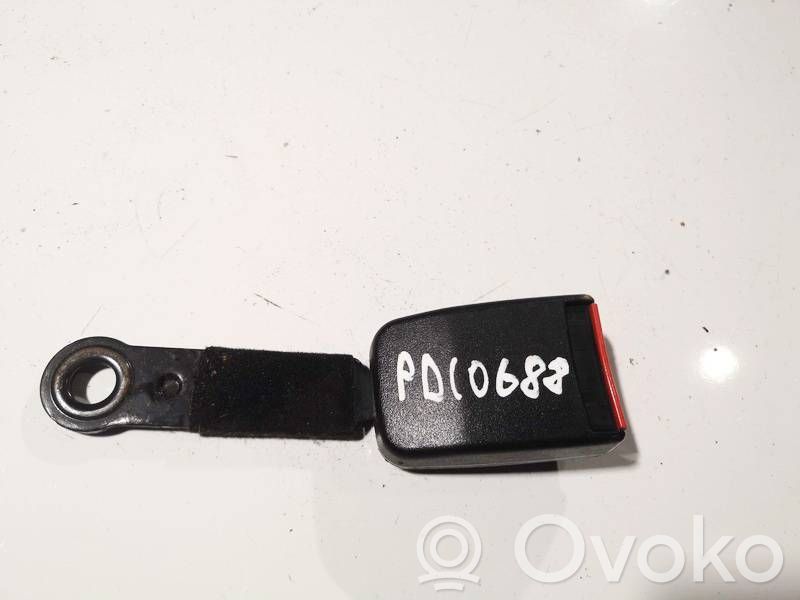 Volkswagen PASSAT B6 Bridă fixare centură de siguranță față 
