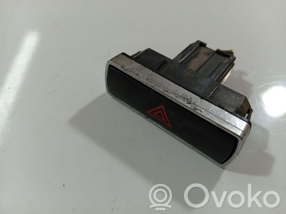 Ford Mondeo MK IV Hazard light switch 
