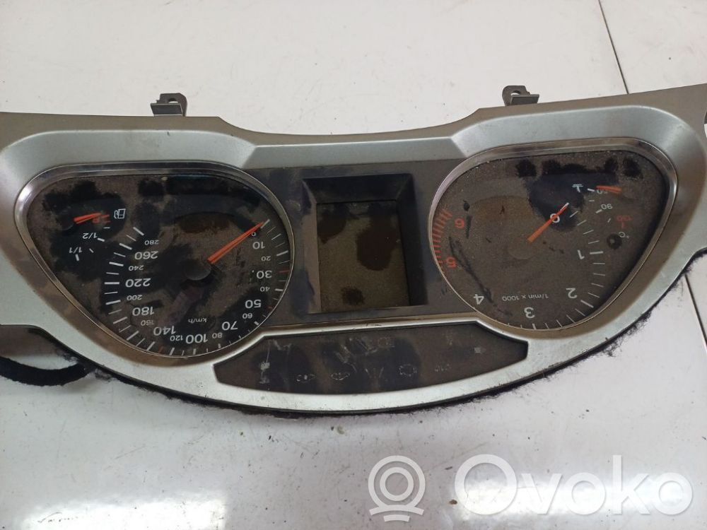 Audi A6 S6 C6 4F Tachimetro (quadro strumenti) 