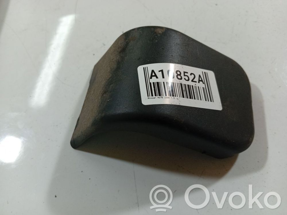 Nissan Note (E11) Otros repuestos del interior 